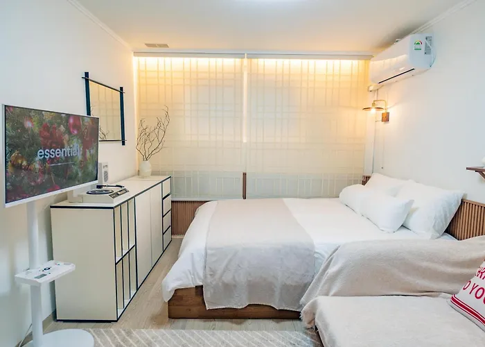 강남한티역 도보5분 무료주차 무료짐보관 대치학원가 롯데백화점 Apartment *