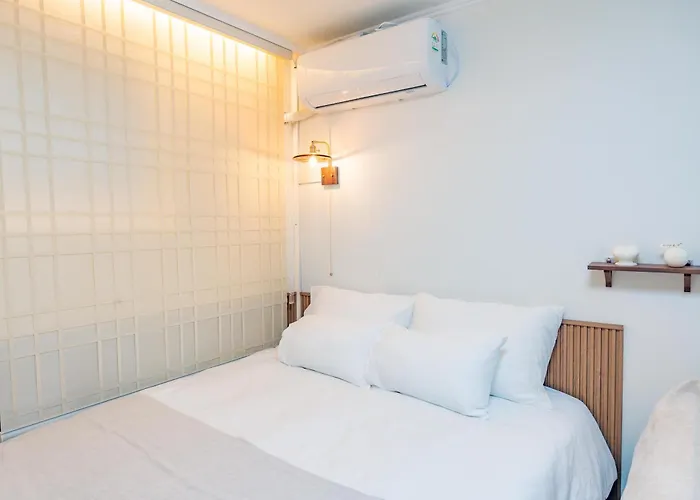 강남한티역 도보5분 무료주차 무료짐보관 대치학원가 롯데백화점 Apartment *