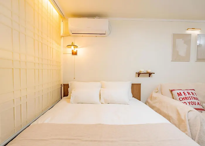 Apartment 강남한티역 도보5분 무료주차 무료짐보관 대치학원가 롯데백화점 Seoul