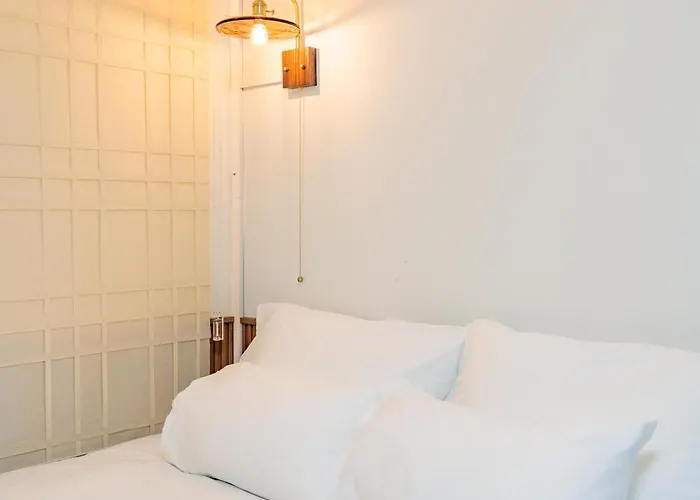 Apartment 강남한티역 도보5분 무료주차 무료짐보관 대치학원가 롯데백화점 *