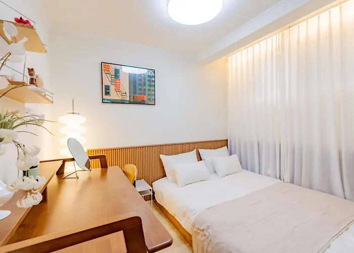강남한티역 도보5분 무료주차 무료짐보관 대치학원가 롯데백화점 Apartment Seoul